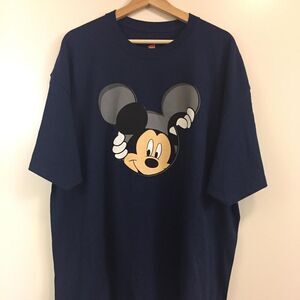 Peeking Mickey T-shirt size 2XL